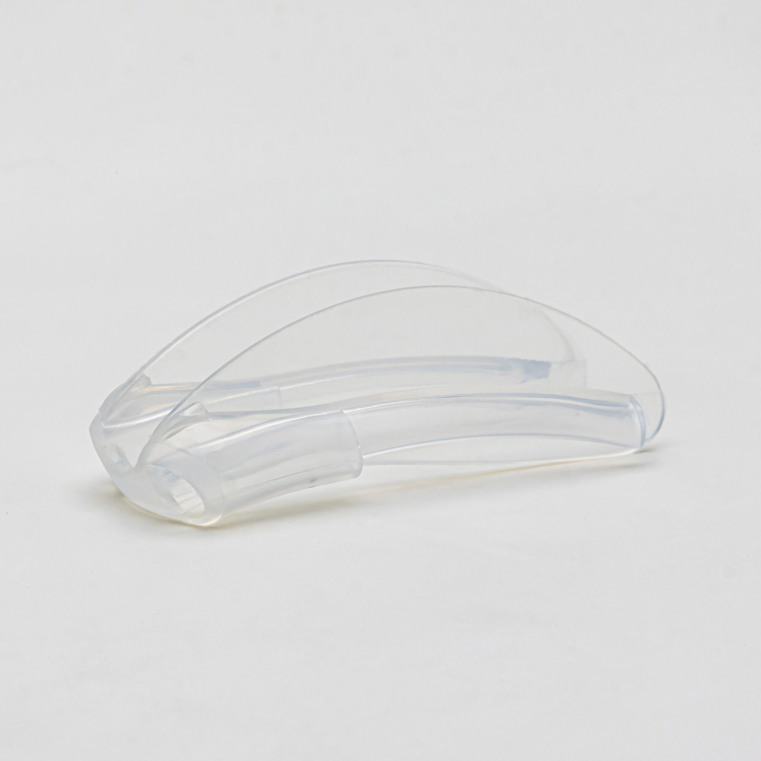 Seitenansicht einer transparenten Retainer Splint Nasenschiene